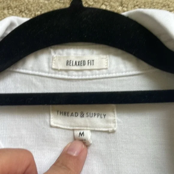 White button down tunic - Picture 2 of 3